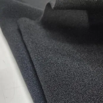 Pianka dźwiękoprzepuszczalna